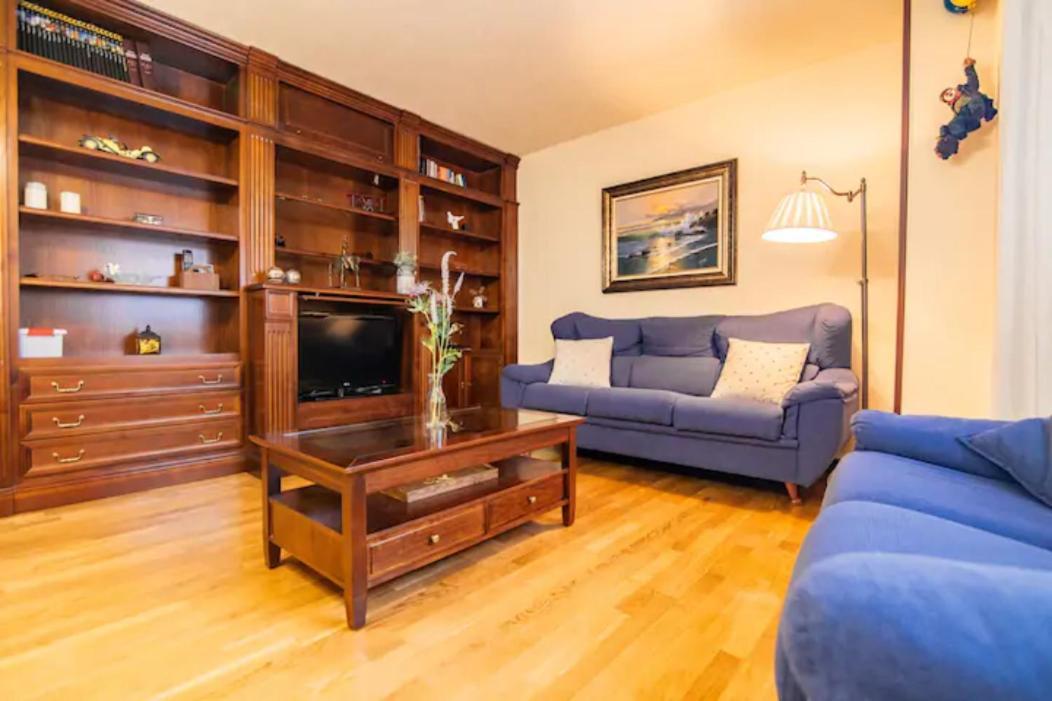 Residencial En Madrid Alquiler De Corta Estancia No Turistico מראה חיצוני תמונה