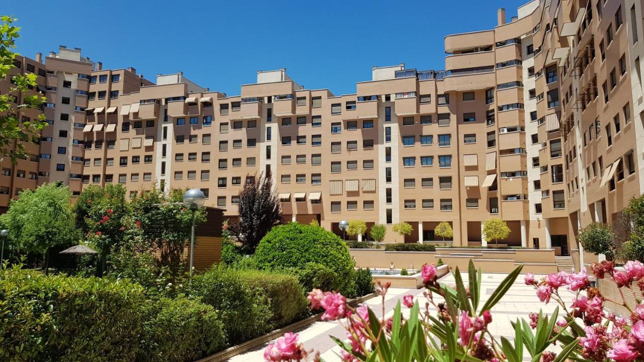 Residencial En Madrid Alquiler De Corta Estancia No Turistico מראה חיצוני תמונה