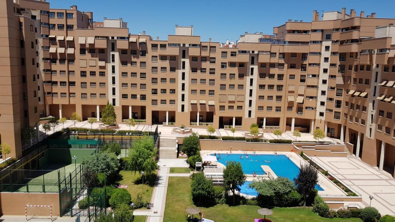 Residencial En Madrid Alquiler De Corta Estancia No Turistico מראה חיצוני תמונה