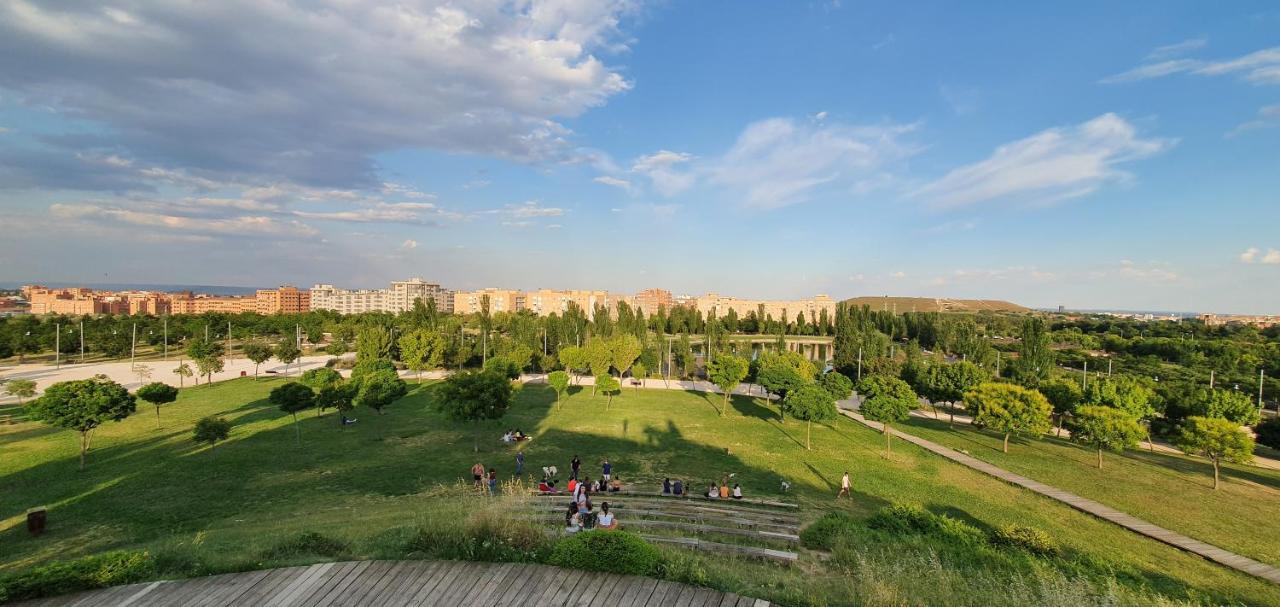 Residencial En Madrid Alquiler De Corta Estancia No Turistico מראה חיצוני תמונה